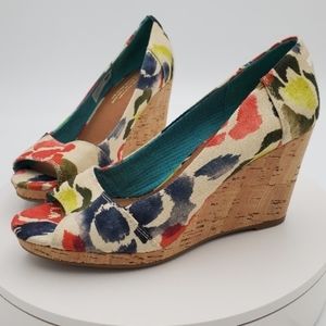 Toms Peep Toe Wedge Size 8